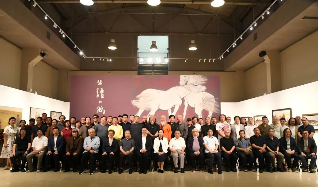 “‘北疆的风’——内蒙古师范大学美术学院教师油画、雕塑作品展”在京开展